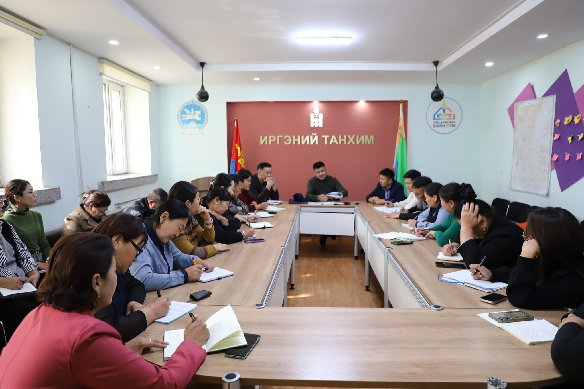 Төв аймгийн Засаг дарга Л.Төмөрчөдөр Баян суманд ажиллав